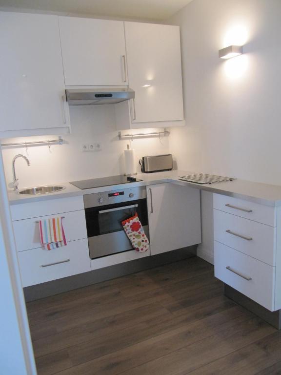 Apartment In Pempelfort - Central Düsseldorf Quarto foto